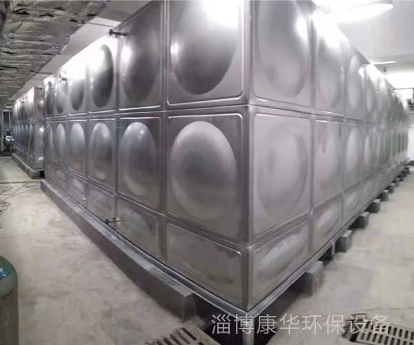 304不銹鋼水箱、不銹鋼板水箱